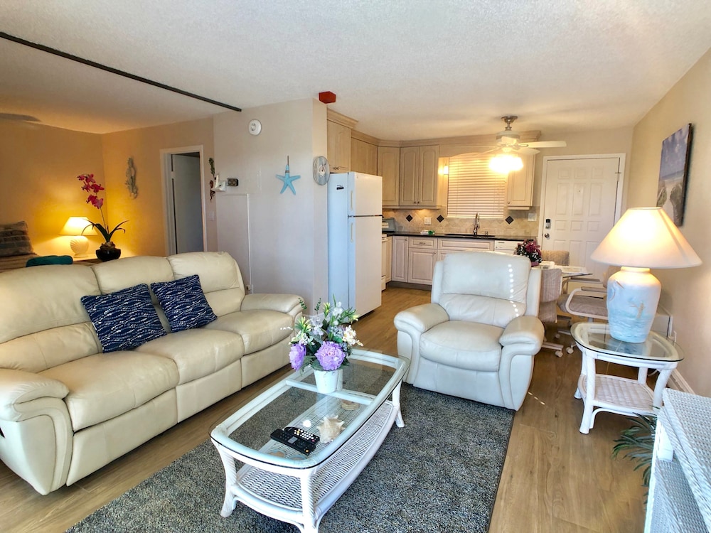 Condo, 1 Bedroom photo 1