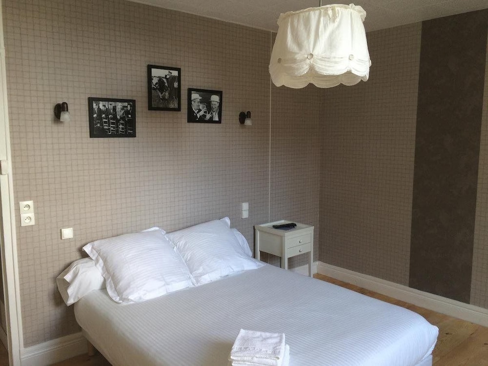 Superior Double Room (9)