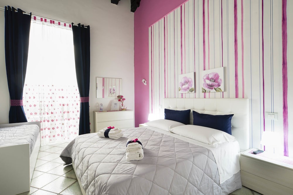 Deluxe Room, City View photo 1