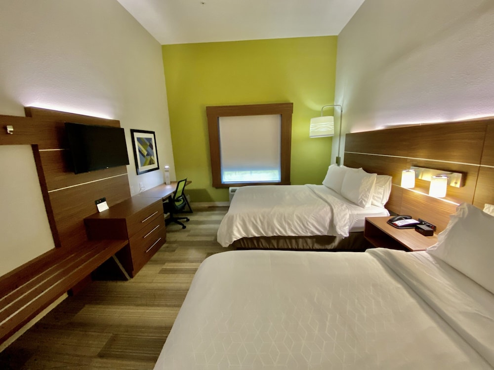 Standard Room, 2 Queen Beds, Accessible (Communication Accessible)