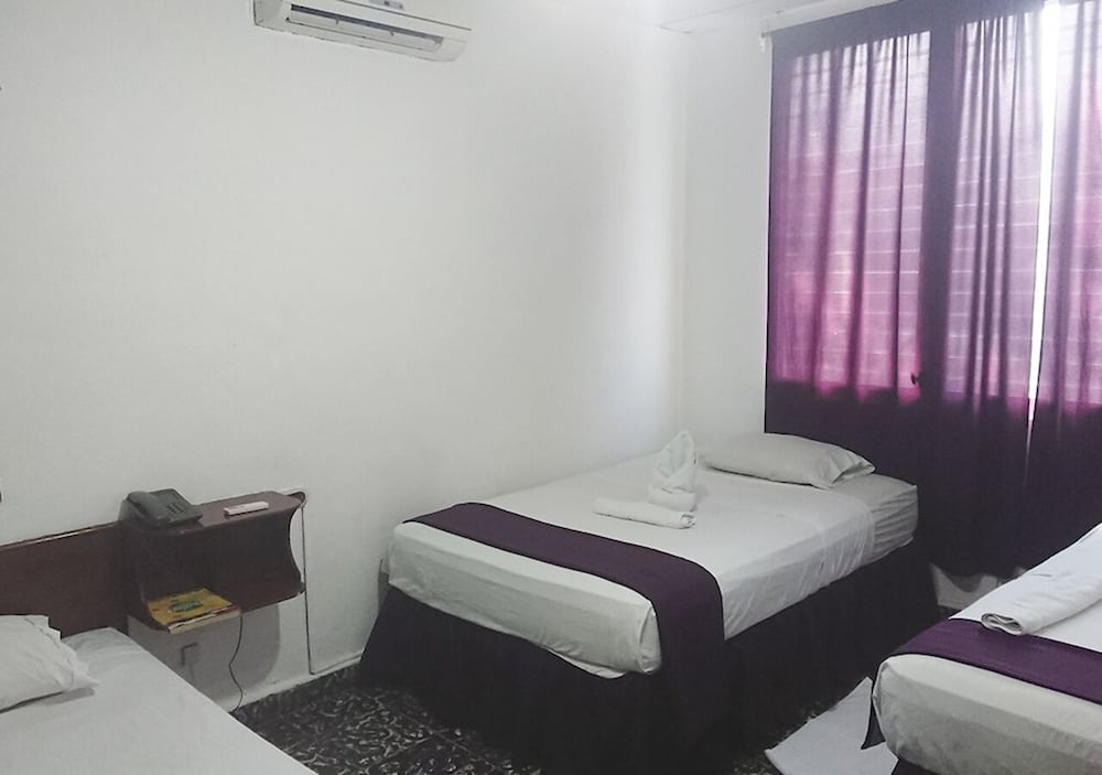Basic Triple Room photo 3