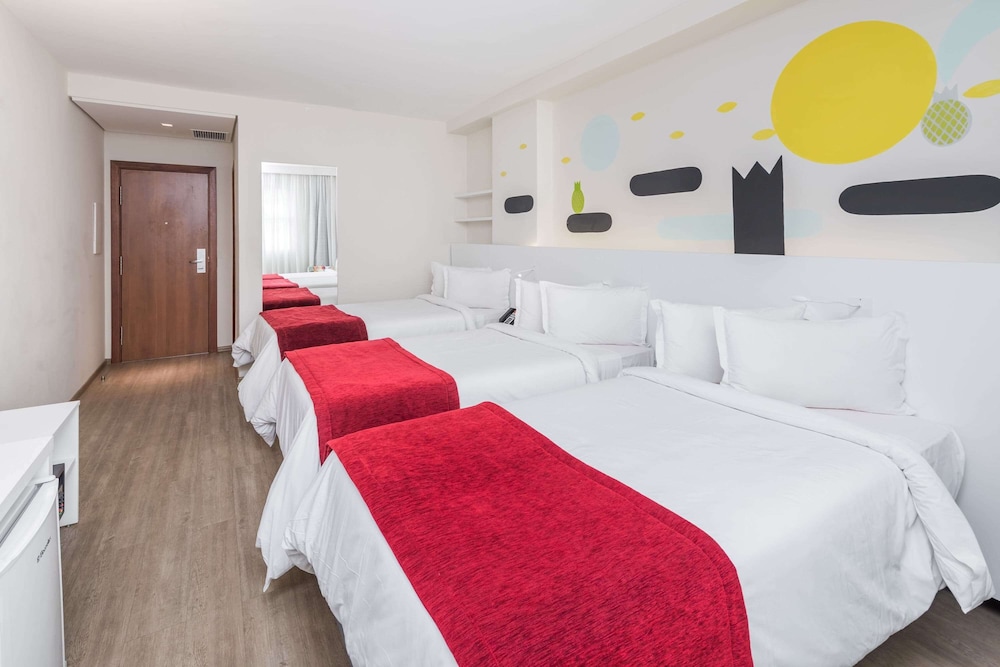 Superior Triple Room, 3 Twin Beds photo 3