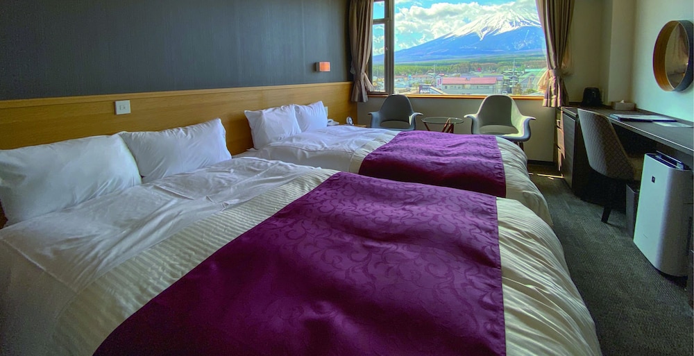 Standard Twin Room - Top Floor, Mt. Fuji View