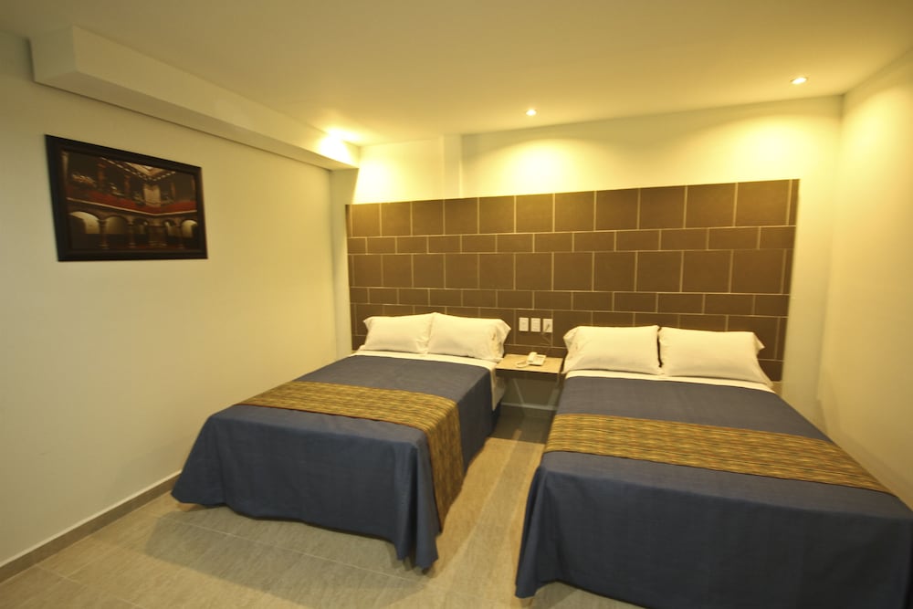 Superior Triple Room photo 2