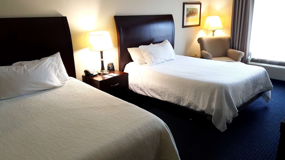 Room, 2 Queen Beds, Tower photo 2