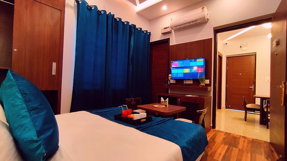 Executive Room, Balcony - Photo 14