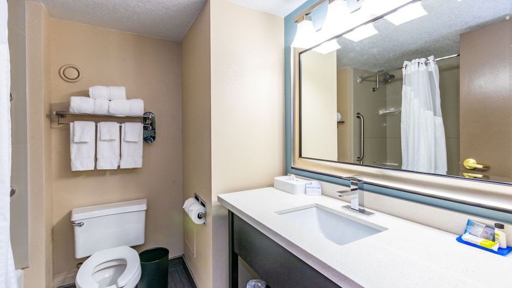 Standard Room, 2 Queen Beds, Mountain View - Photo 2