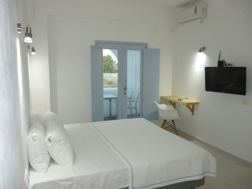 Double or Twin Room, Garden View