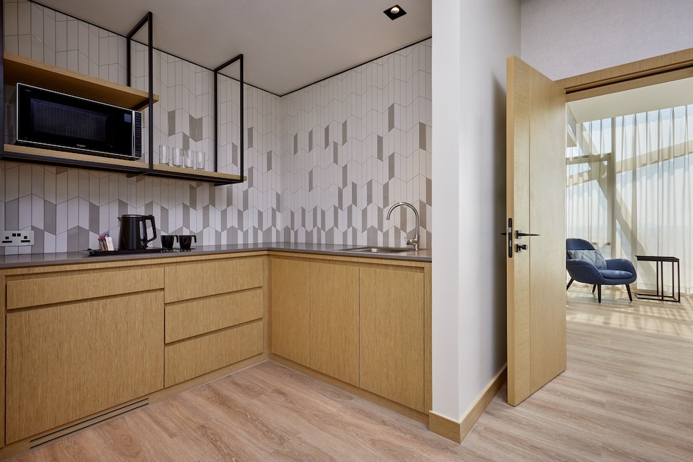 Suite, 1 Bedroom, City View photo 3