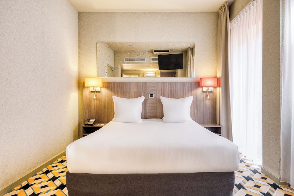 Classic Double Room, 1 Queen Bed - Photo 5