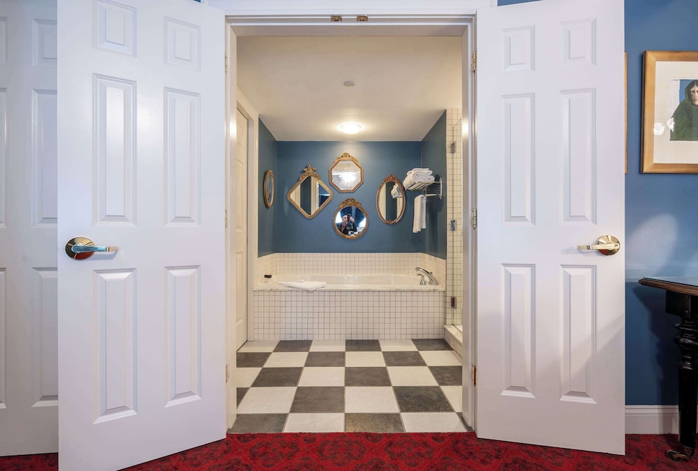 Luxury Suite, 1 Bedroom - Photo 6