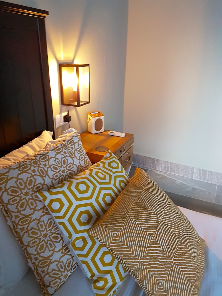Deluxe Suite photo 3