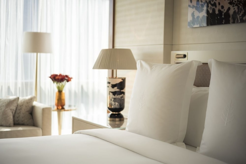 Four Seasons Room photo 2