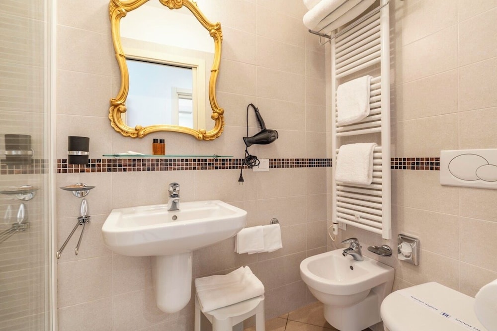 Superior Room, Canal View photo 2