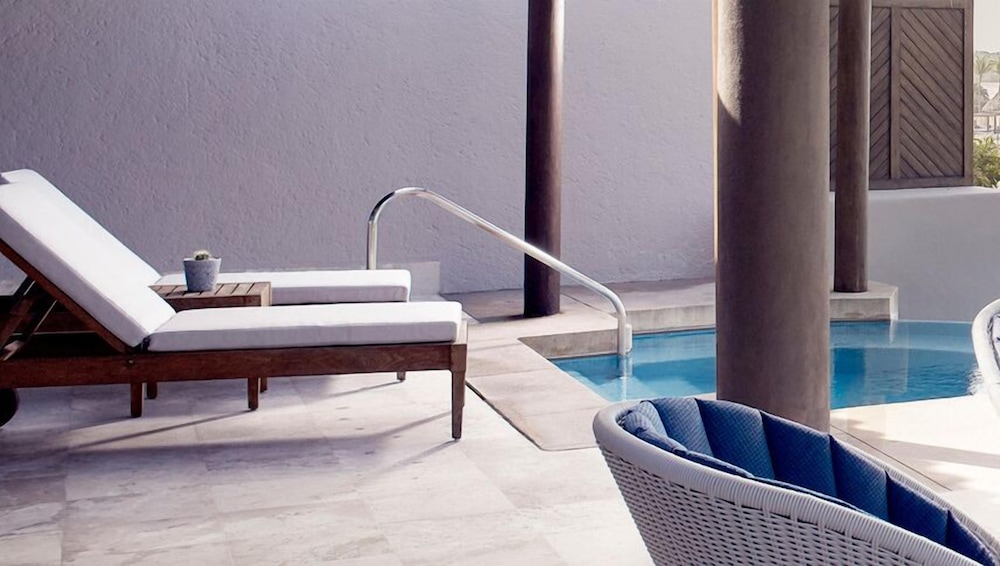 Garden Plunge Pool Suite - Photo 2