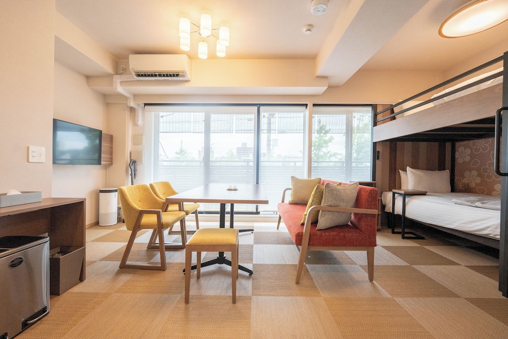 [35.10 -39.53sqm] Twin & Loft Bed Family Room With Kitchen & Washing Machine, Non Smoking
