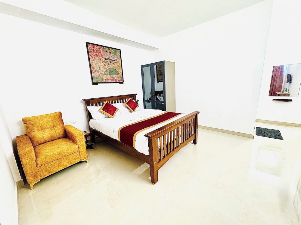 Luxury Double Room, Balcony, City View
