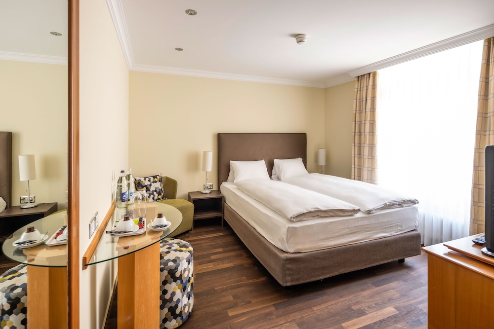 Classic Double or Twin Room - Photo 2