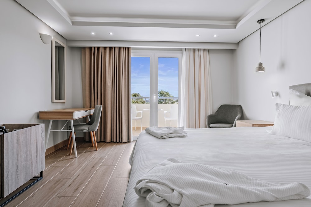 Superior Room - Photo 2