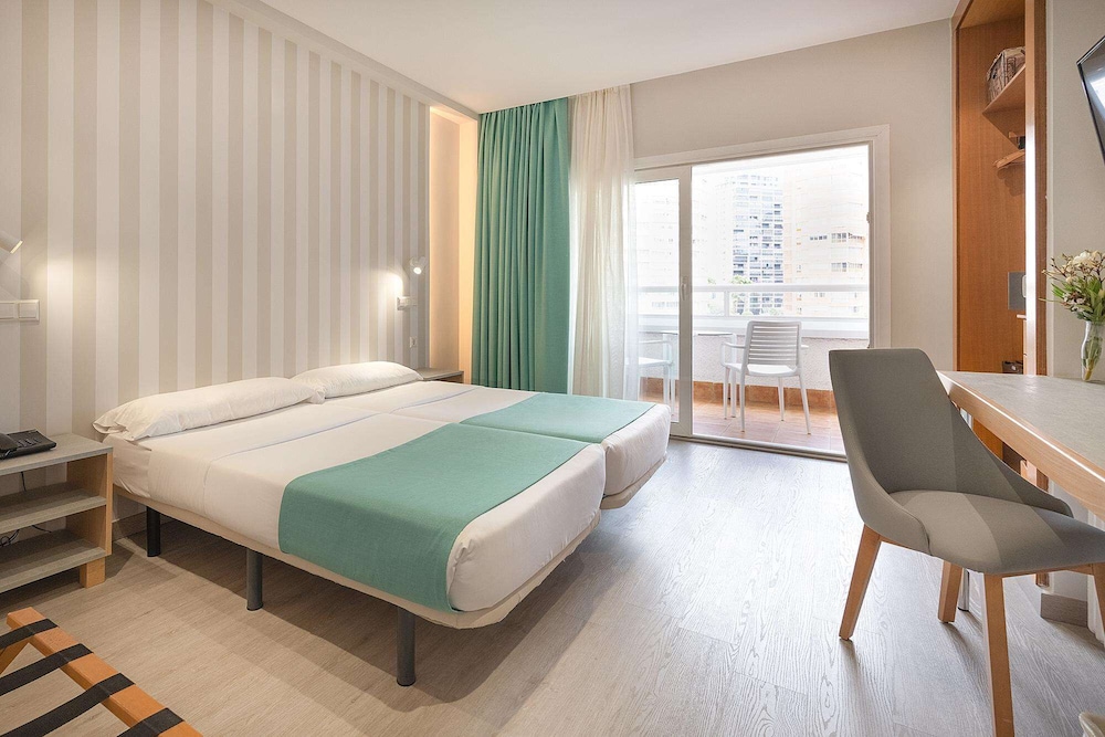 Triple Room, Terrace, Pool View (3 Adults)
