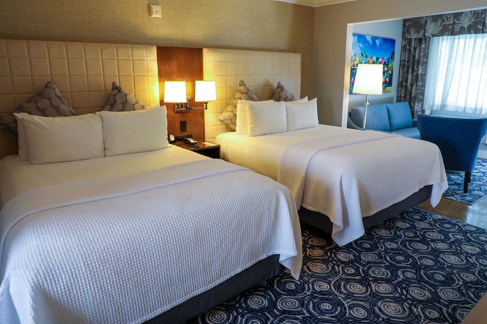 Suite, Multiple Beds - Photo 3