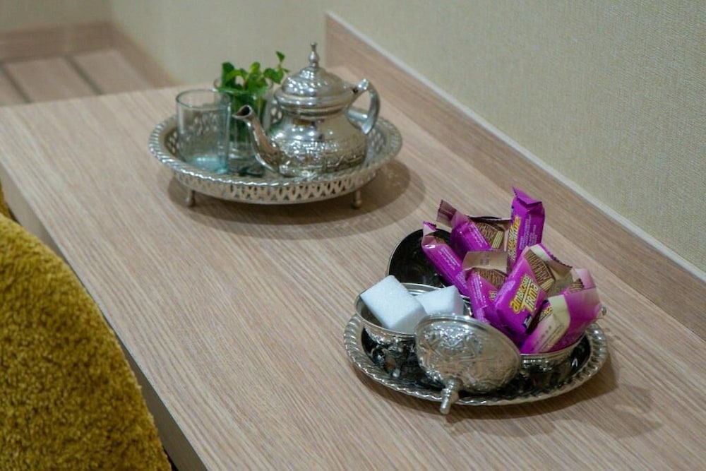 Deluxe Room - Photo 12