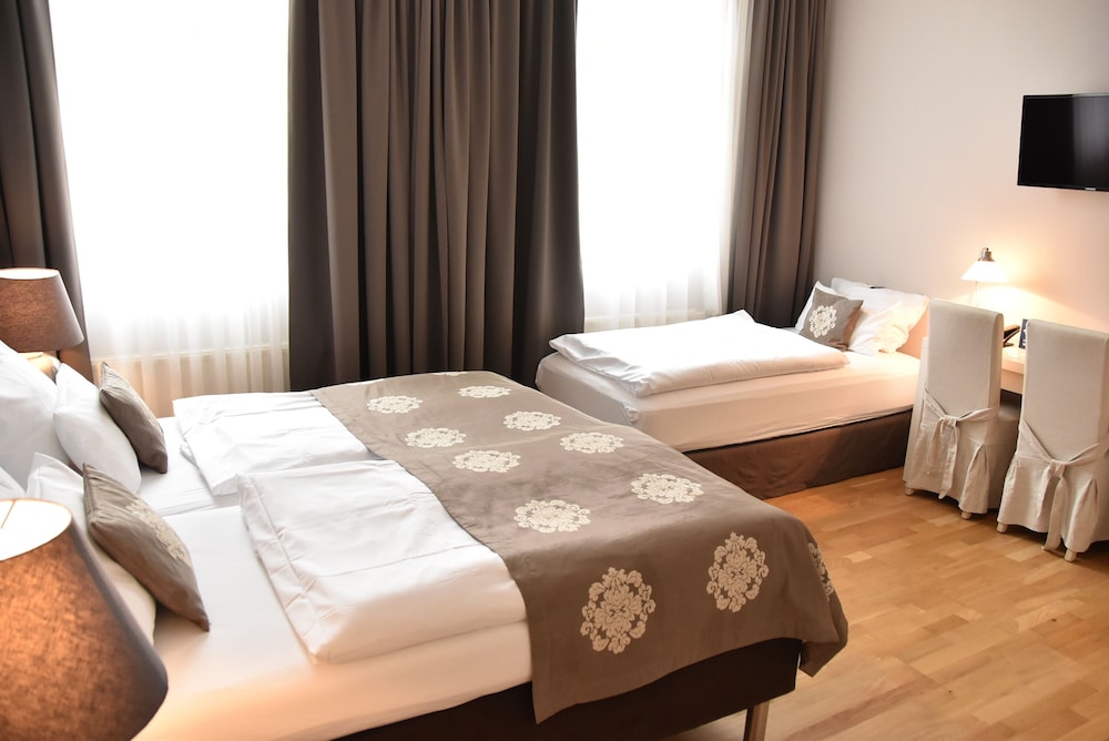 Comfort Triple Room