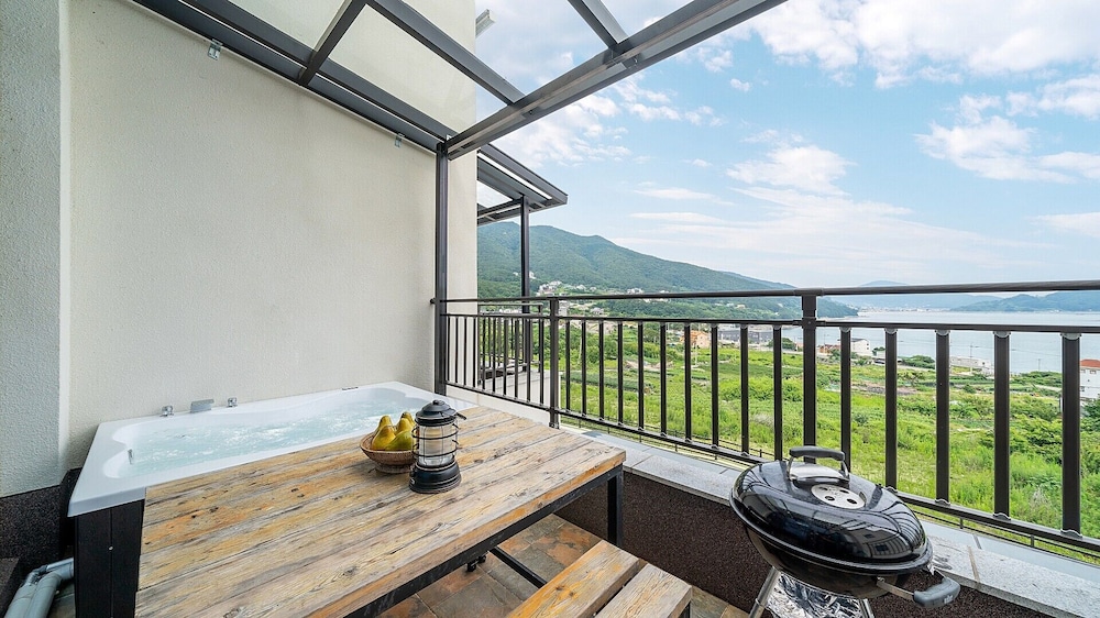 Spa 301(private BBQ) photo 3