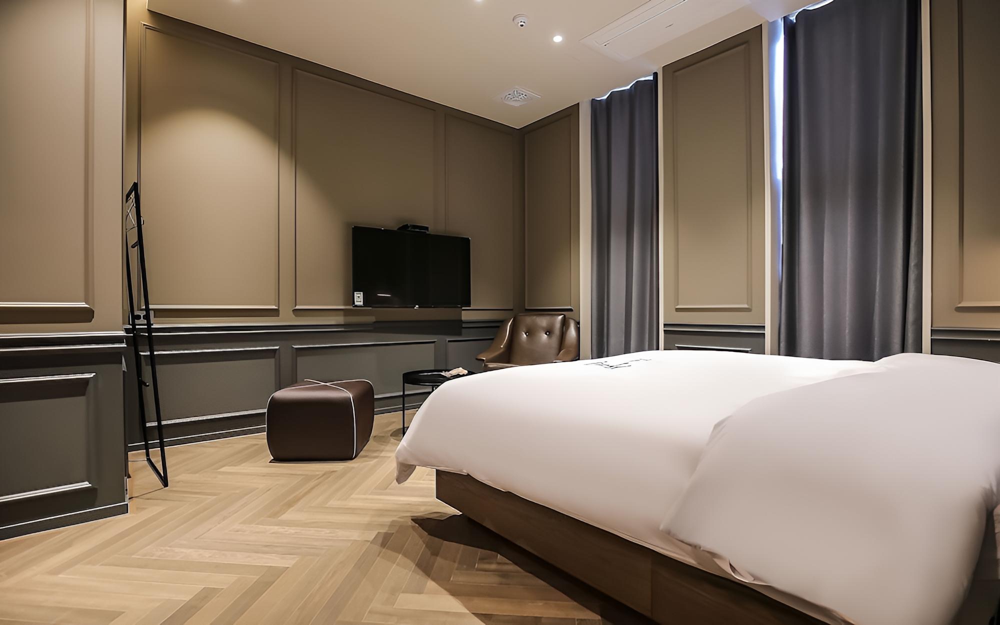 Room (Deluxe Room) - Photo 4