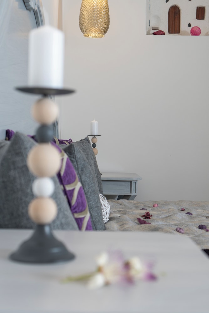 Suite, Hot Tub (Santorini) - Photo 6