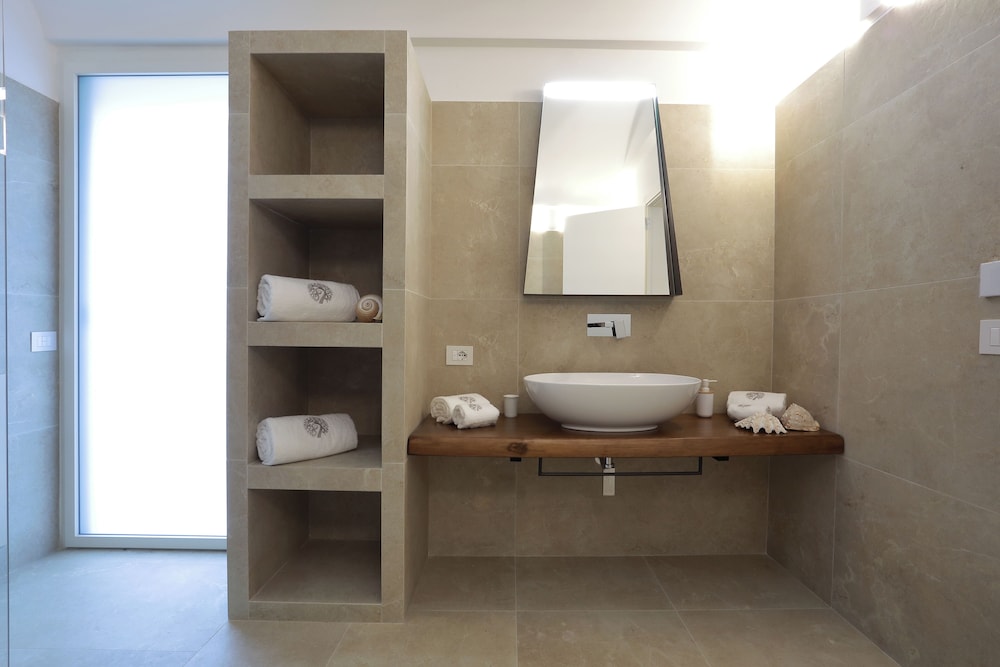 Deluxe Suite photo 2