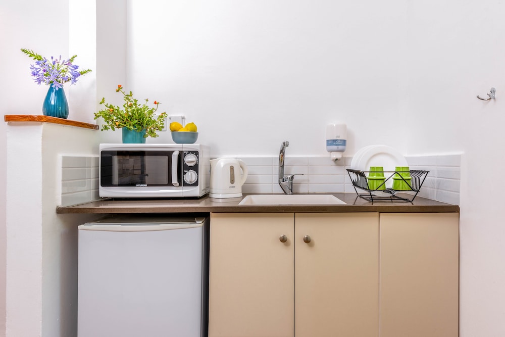 Family Studio - Photo 2