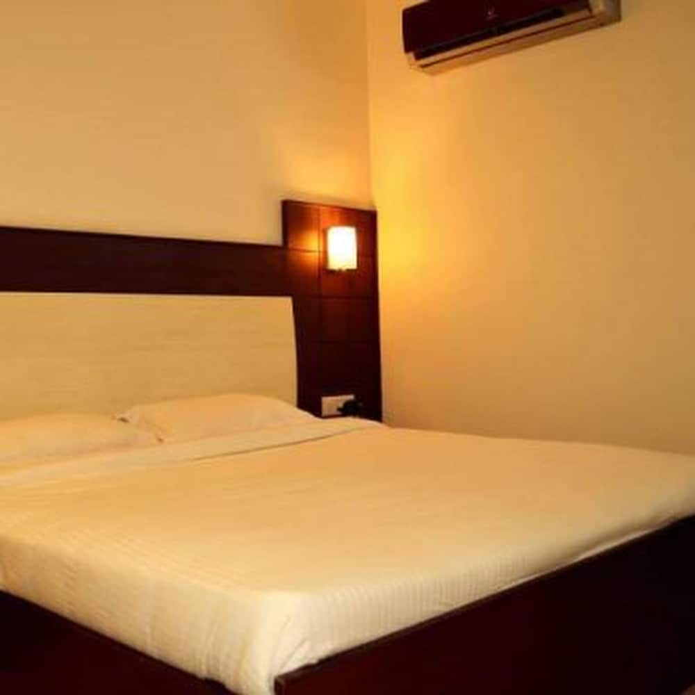 Deluxe Double Room - Photo 5