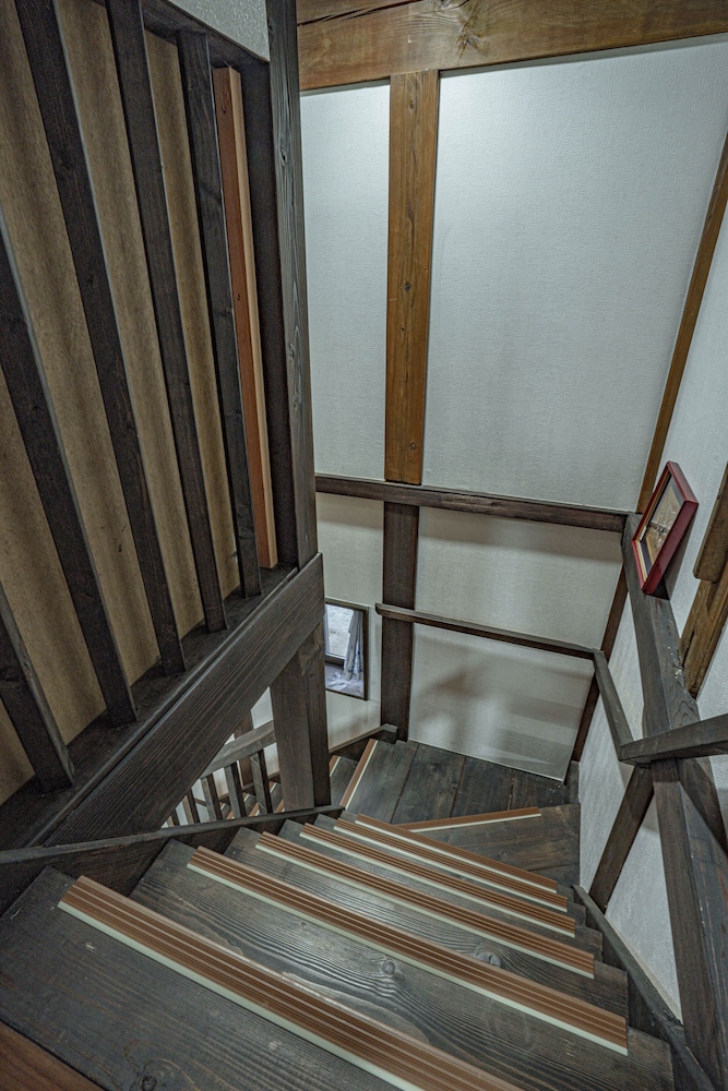 Traditional House - Photo 2