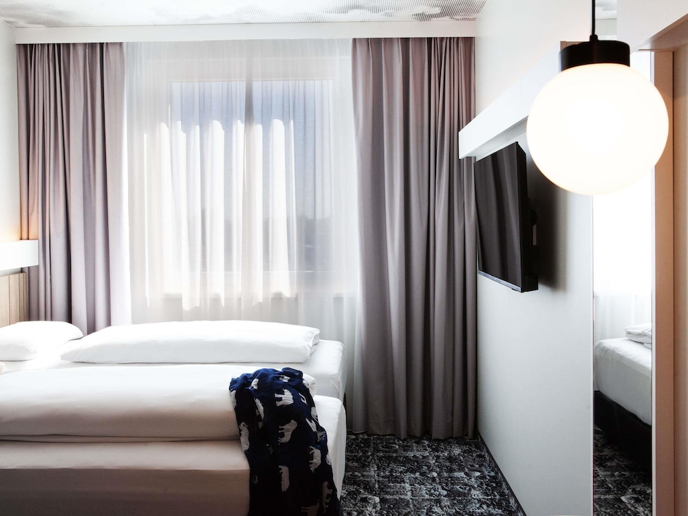 Standard Room, 2 Twin Beds photo 2
