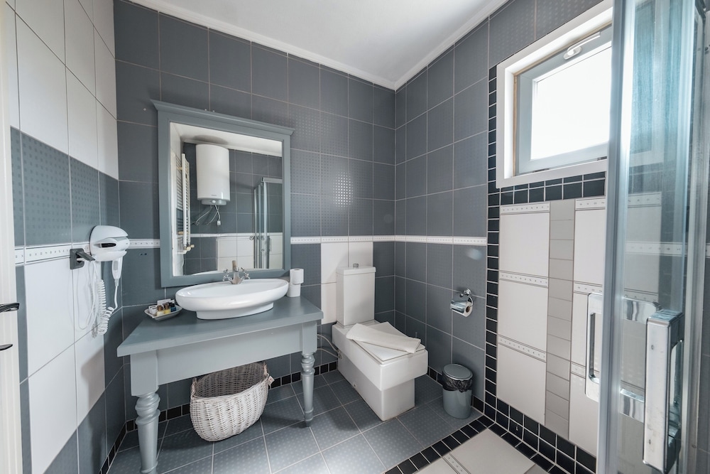 Luxury Studio Suite photo 2