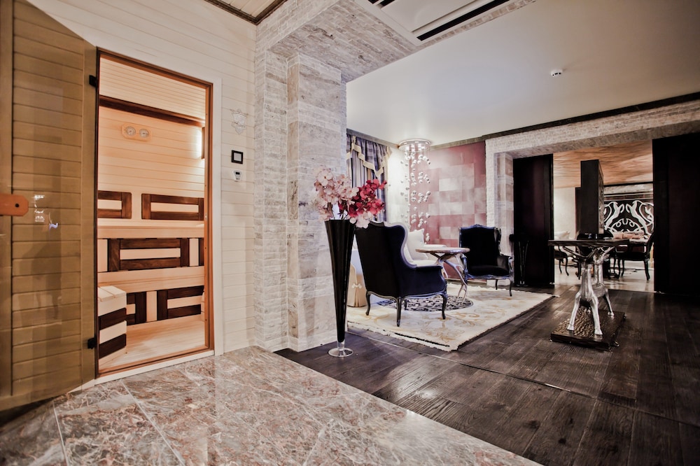 "Hollywood" Apartment, 1 Bedroom, Mountain View photo 3