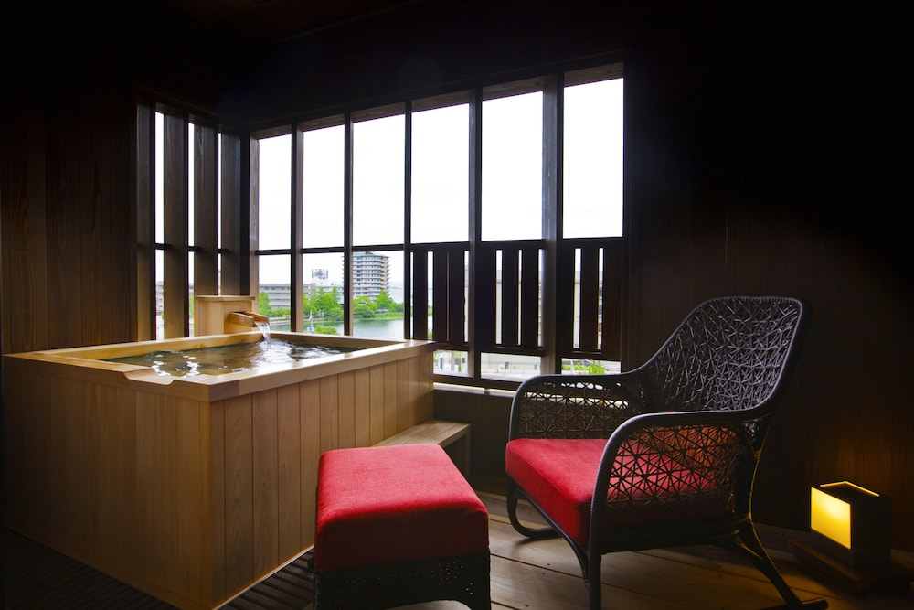 [KAROI Standard floor] Japanese Style Semi Suite with Open Air Bath, Non Smoking - Photo 4