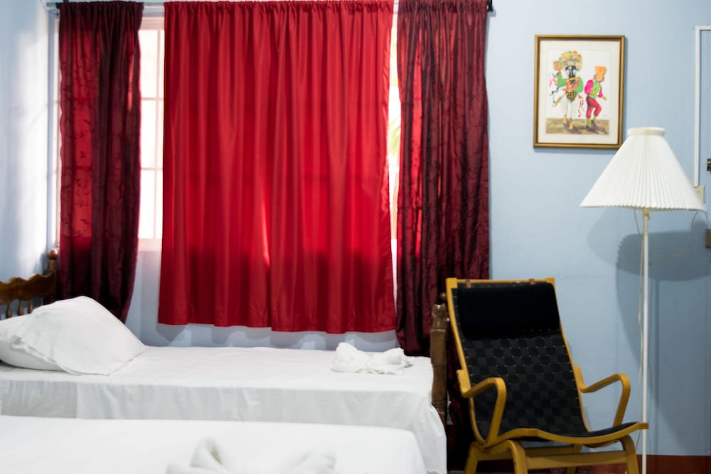 Room, Two Beds with a Fan photo 3