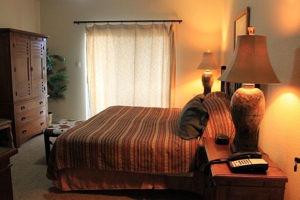 Western Place Suites (A-Side) photo 1