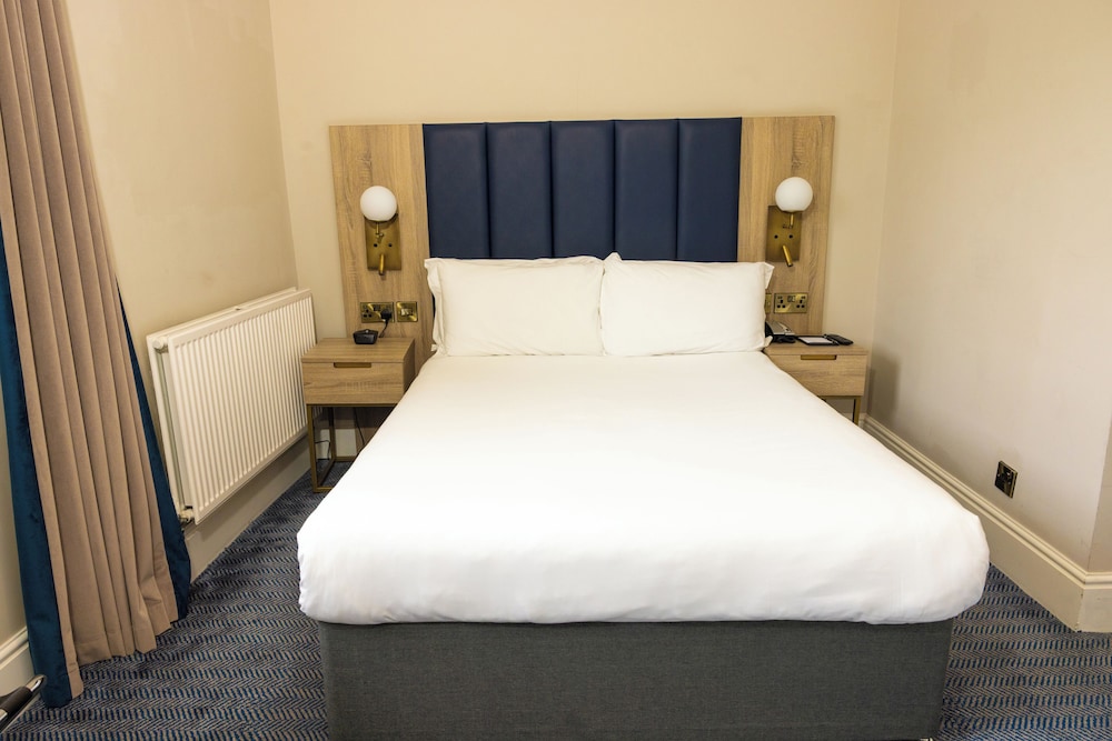 Room, 1 Double Bed - Photo 5