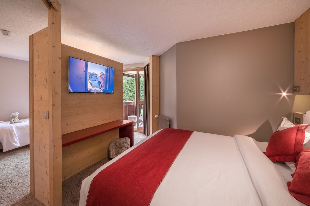 Superior Quadruple Room - Photo 8