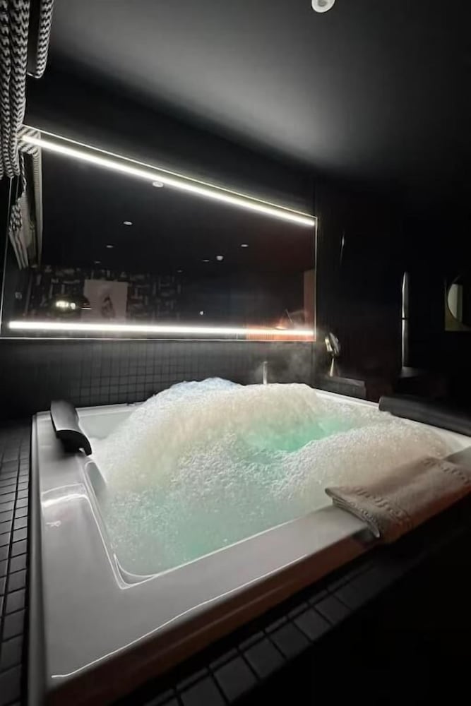 Luxury Suite, 1 Bedroom, Patio