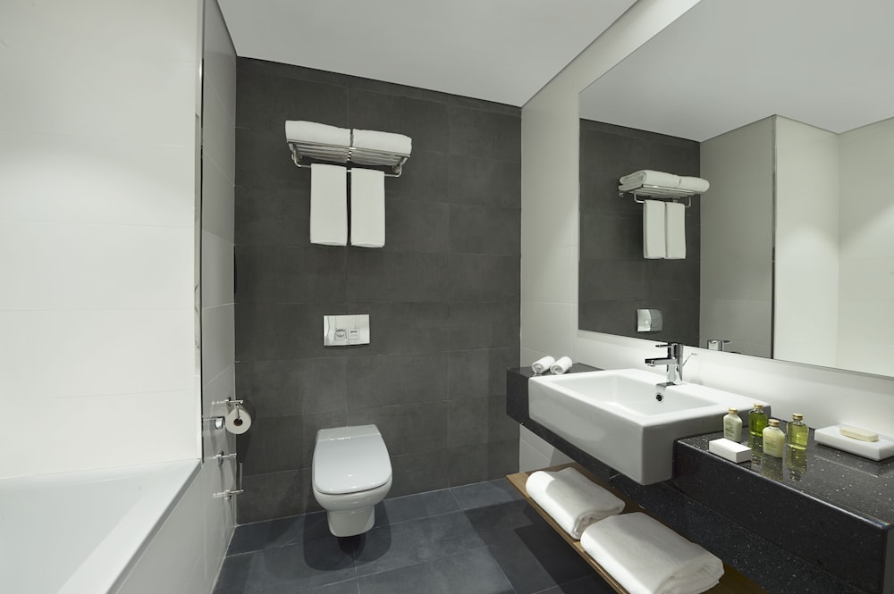 Waterpark Staycation Package - TRYP Room photo 3