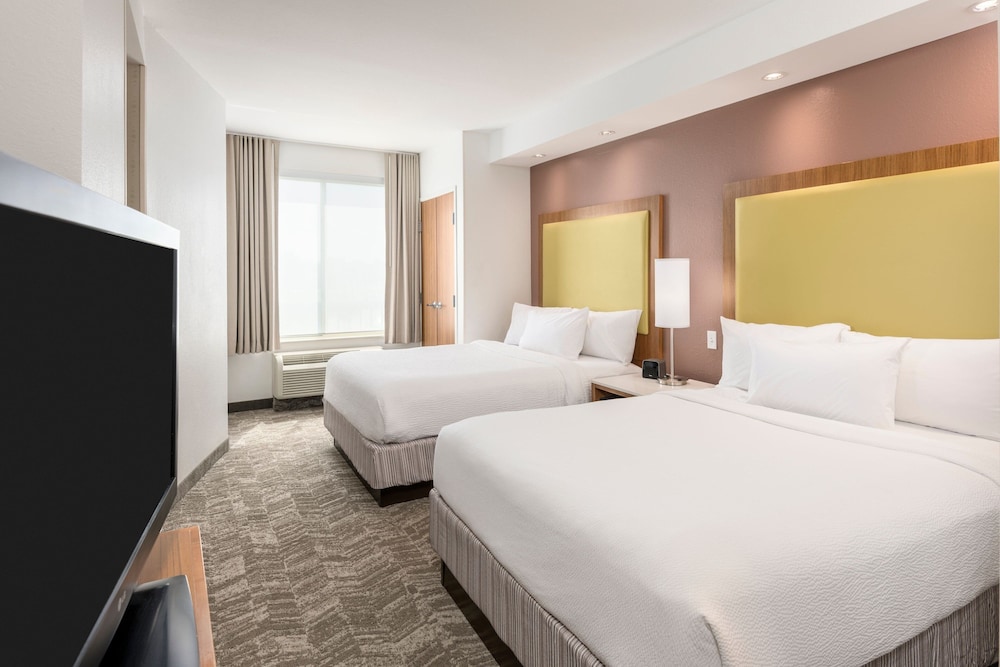 Suite, Multiple Beds - Photo 3
