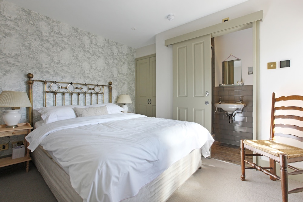 Small Double Room photo 1