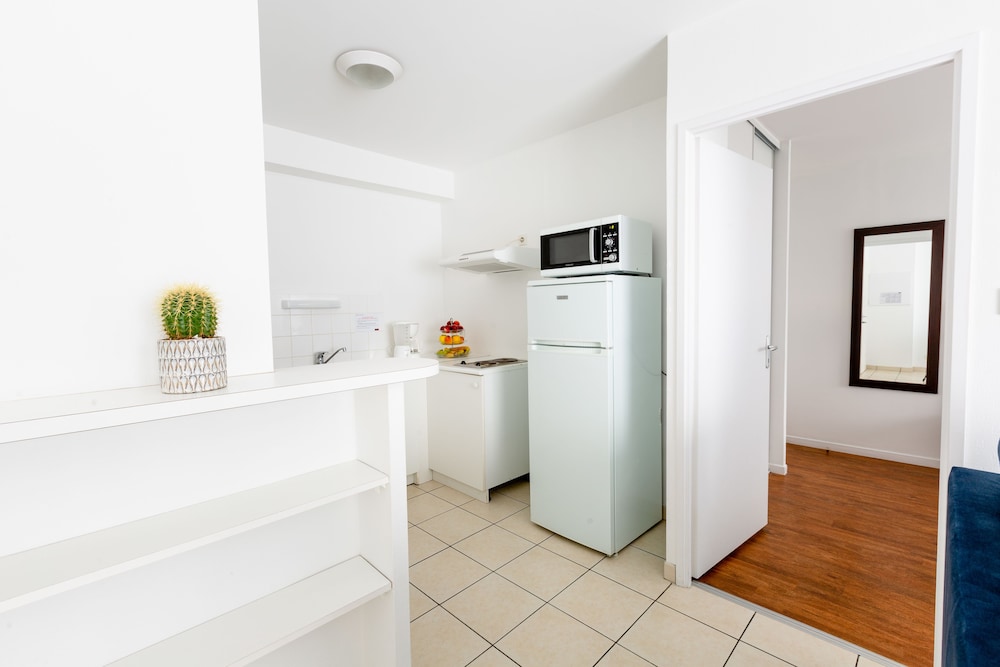 Apartment - Photo 8