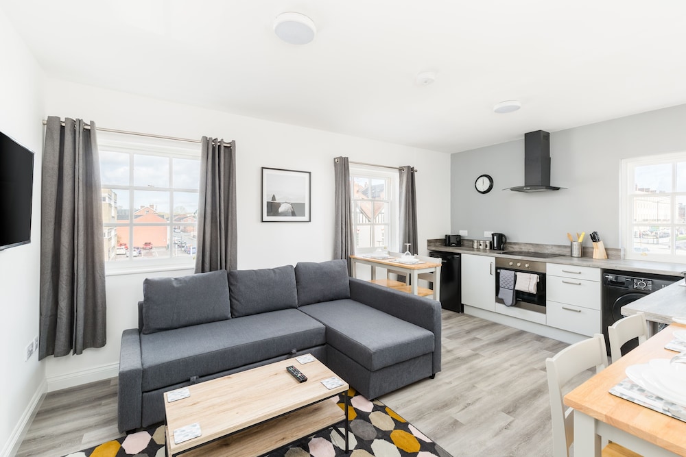 Apartment 7 - Signature photo 1
