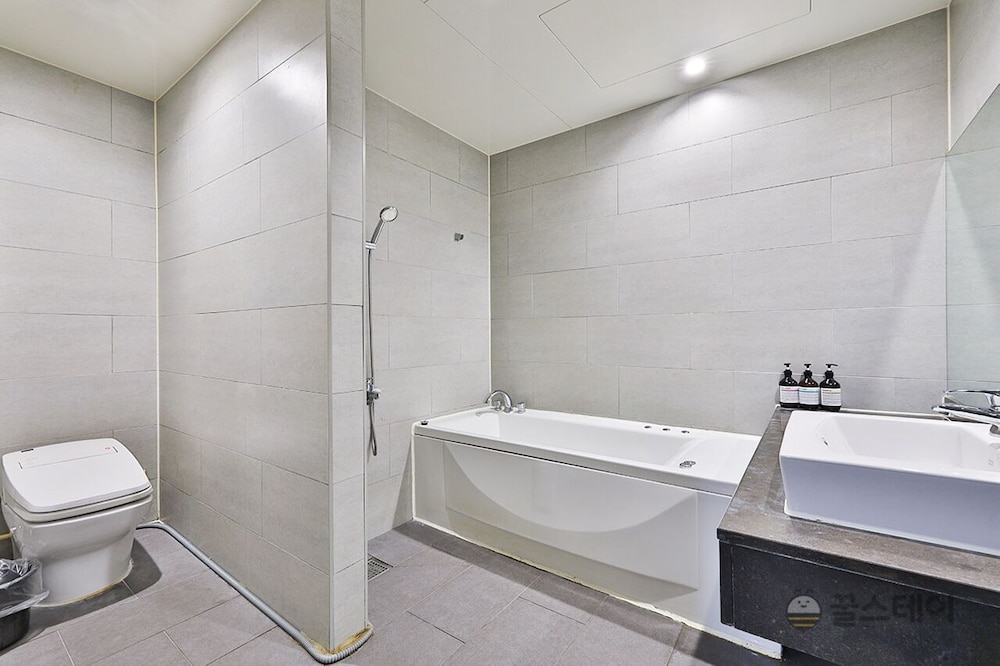 Premium Double Room - Photo 2