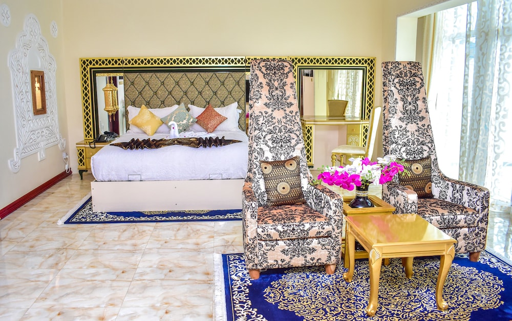 Sultan Suite with Sea View photo 3